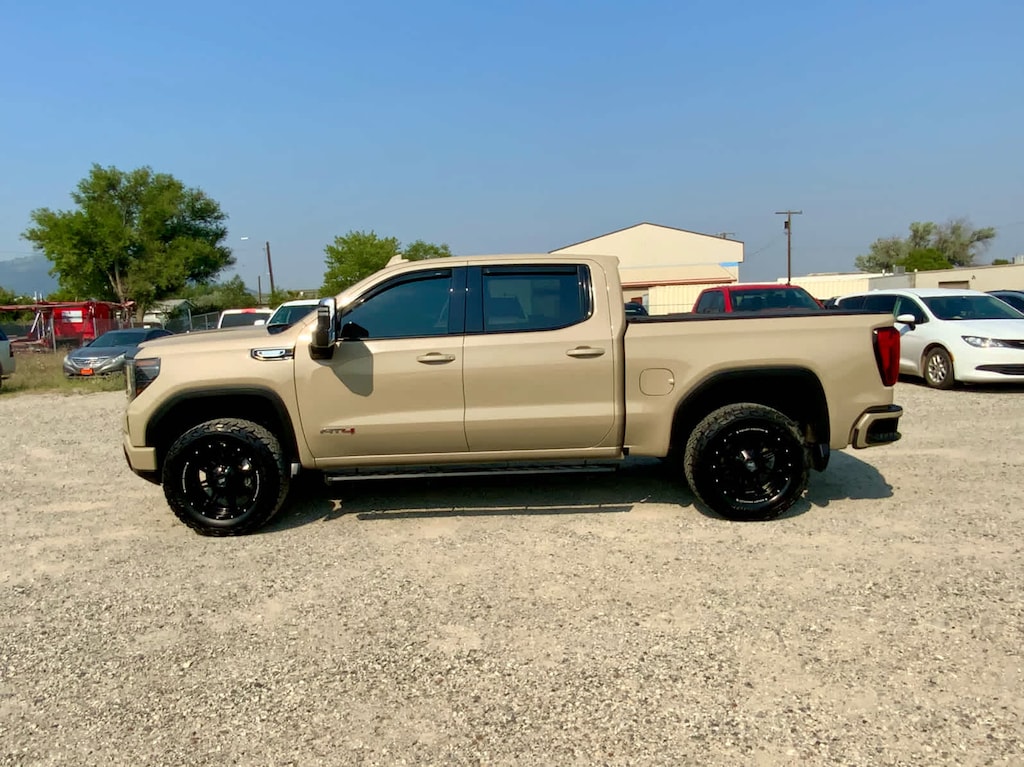 Used 2023 GMC Sierra 1500 AT4 Truck Crew Cab
