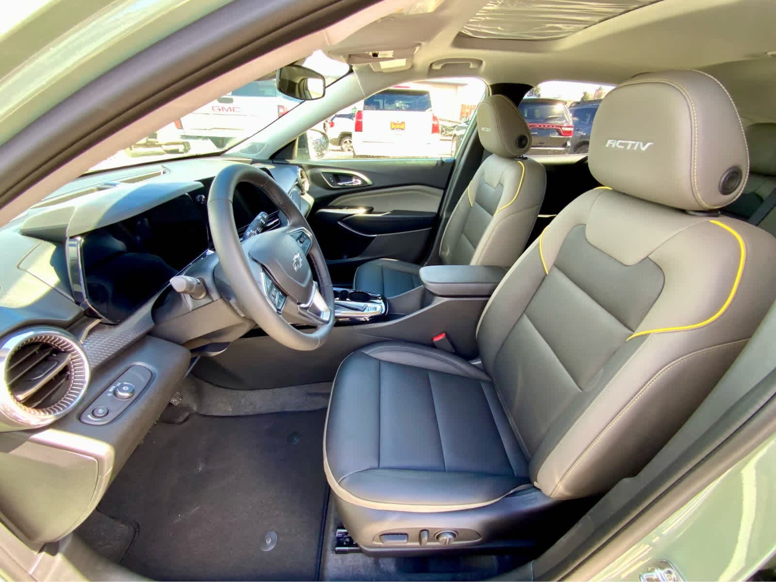 Thumbnail: 2026 Chevrolet Trax - 19