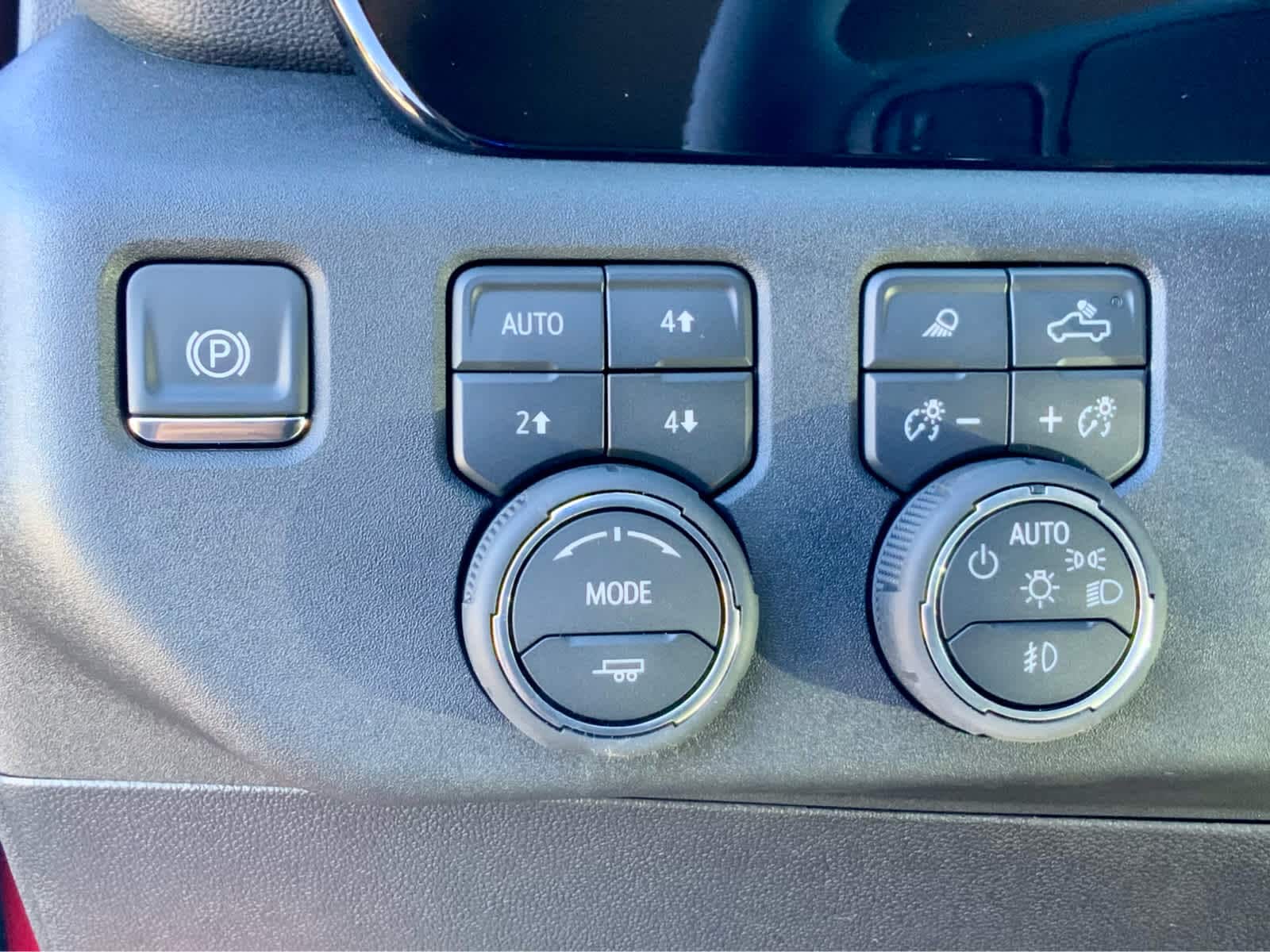 Thumbnail: 2026 Chevrolet Silverado 2500 - 46