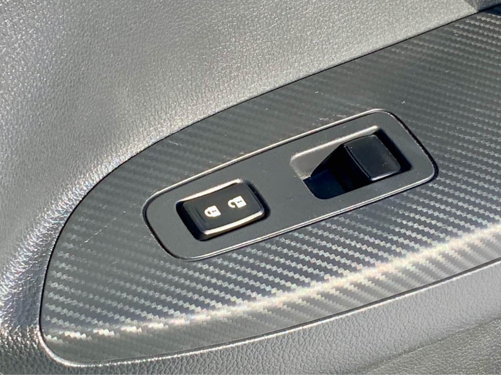 Thumbnail: 2022 Mitsubishi Eclipse Cross - 49