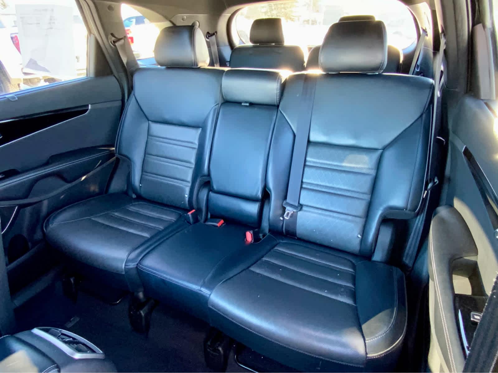 Thumbnail: 2019 Kia Sorento - 27