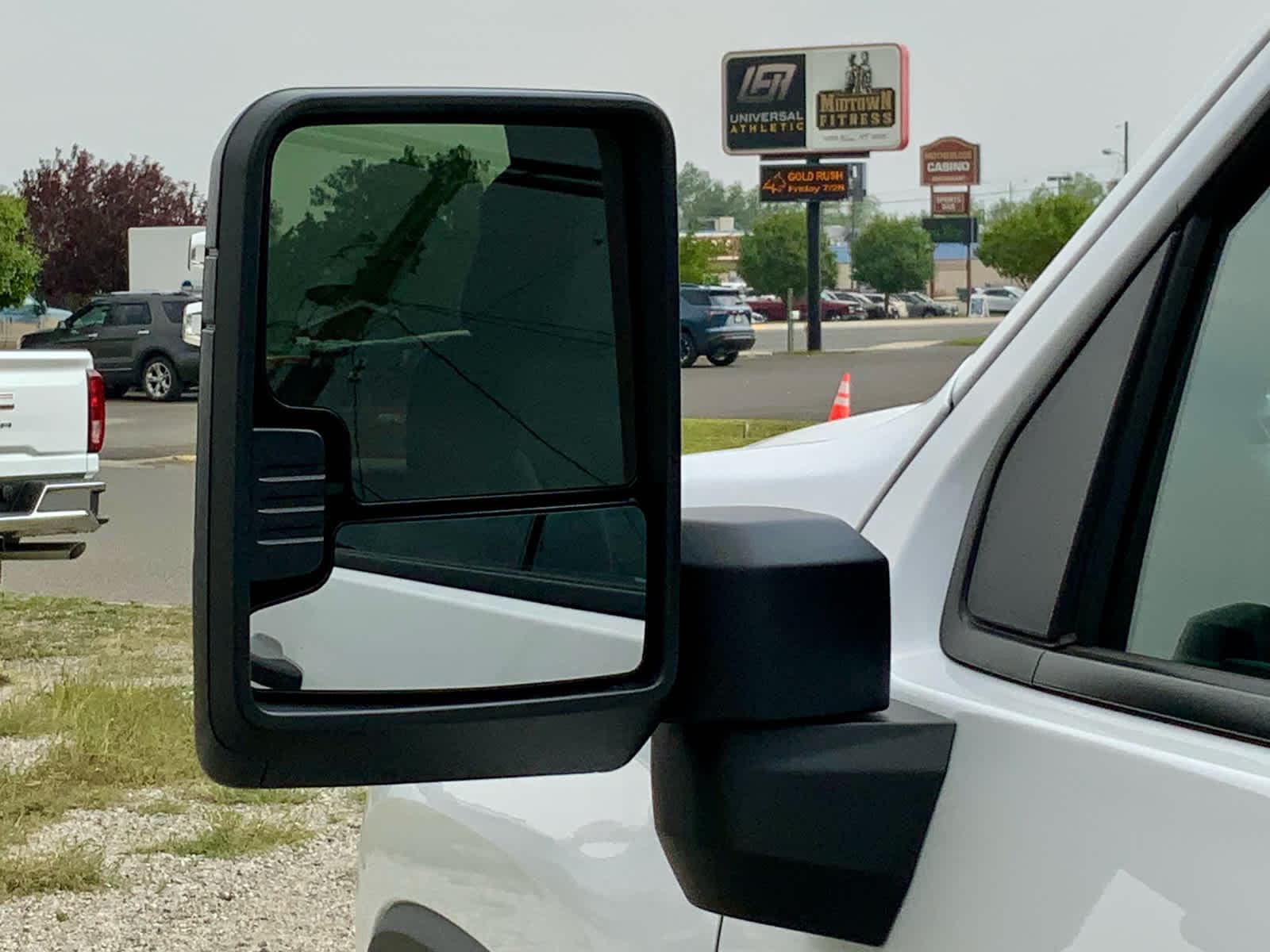 Thumbnail: 2025 Chevrolet Silverado 3500 - 19