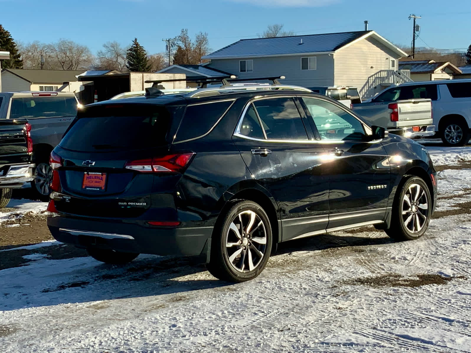 Thumbnail: 2022 Chevrolet Equinox - 4