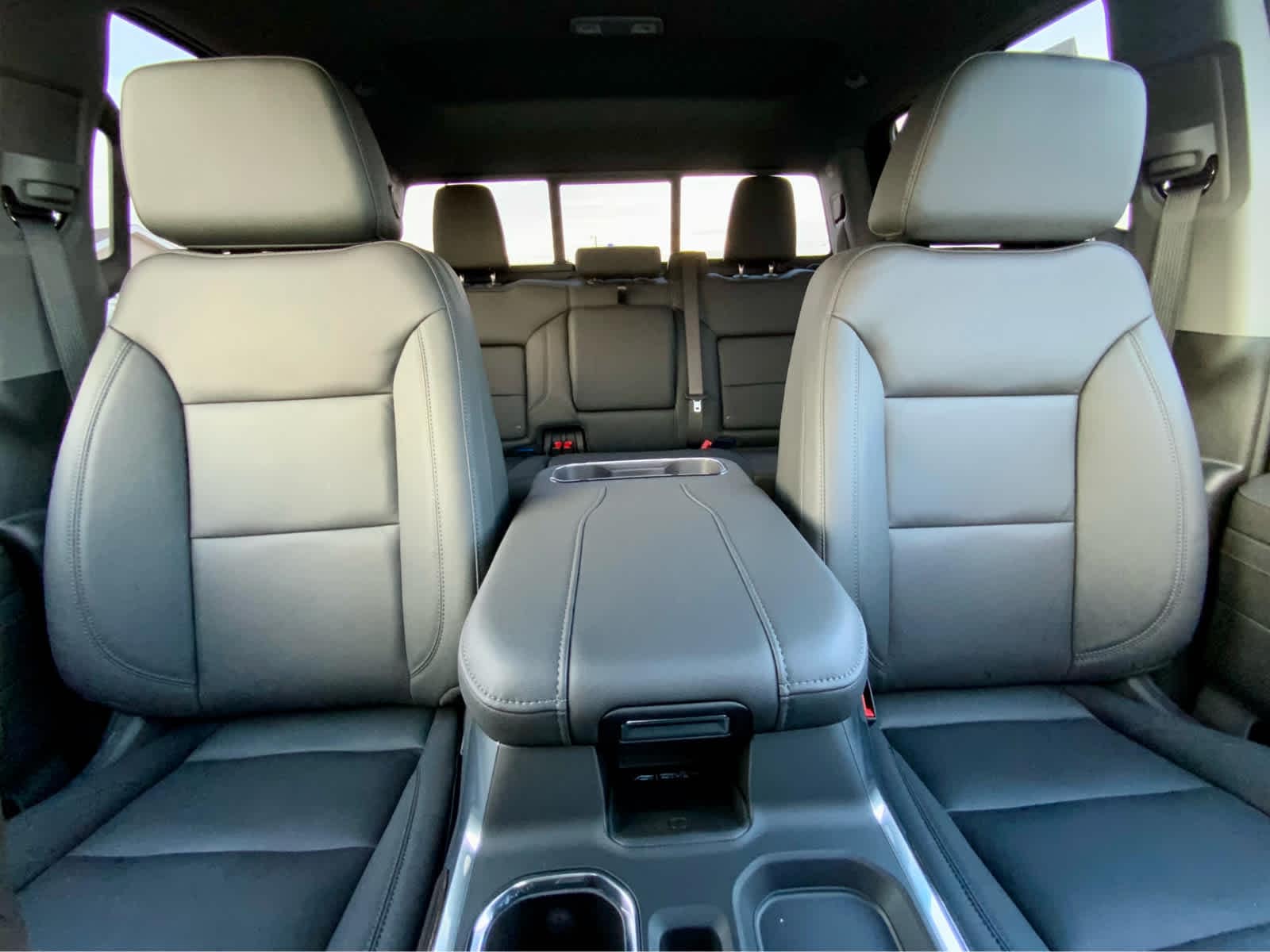 Thumbnail: 2026 Chevrolet Silverado 1500 - 37