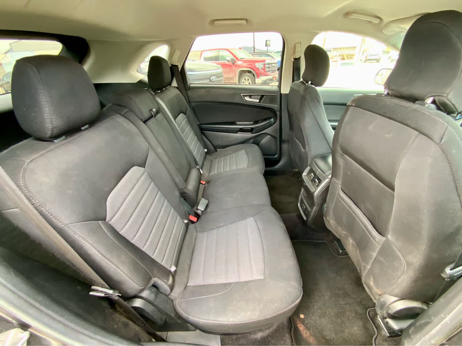 Thumbnail: 2015 Ford Edge - 22