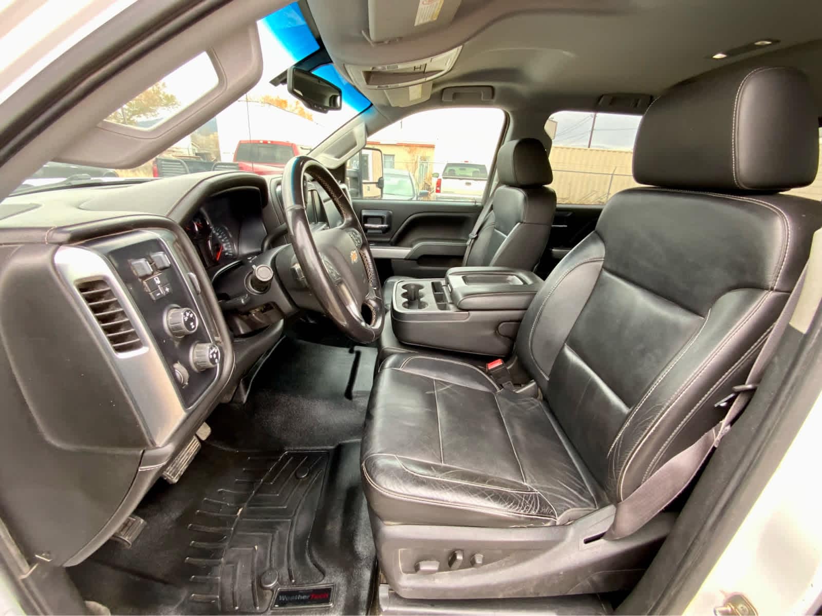 Thumbnail: 2015 Chevrolet Silverado 3500 - 28