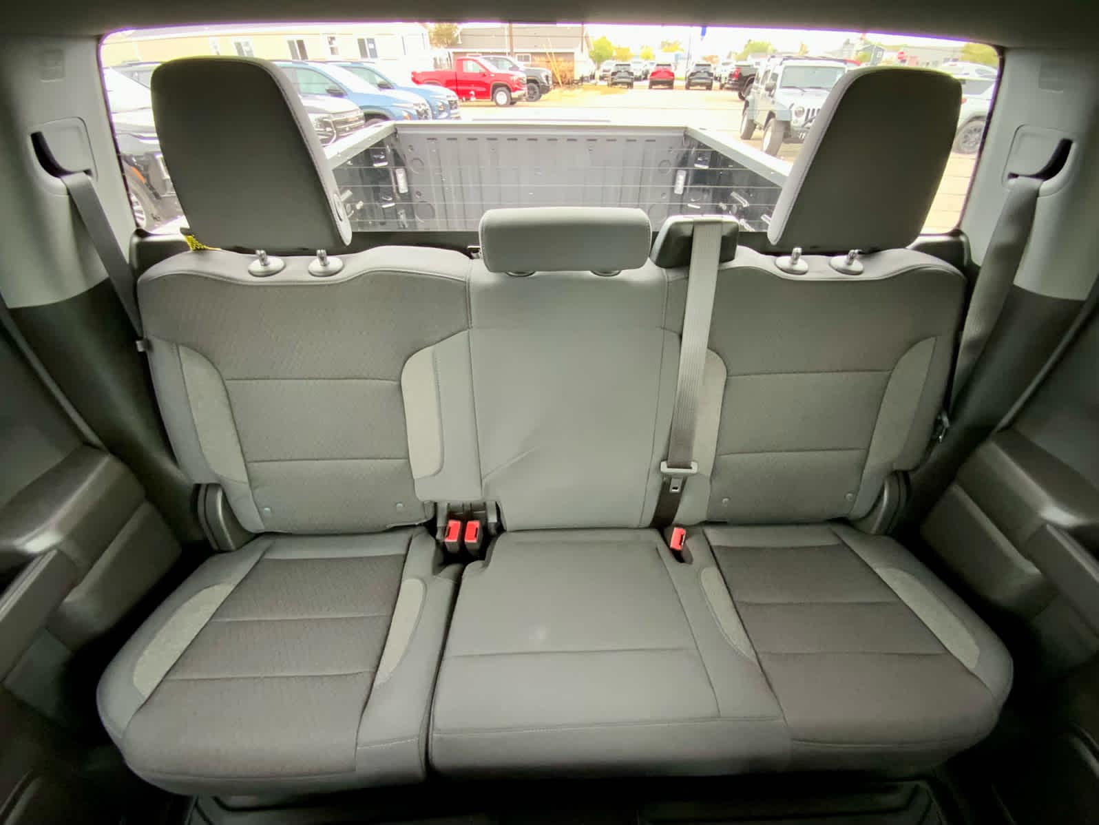 Thumbnail: 2026 Chevrolet Silverado 1500 - 34