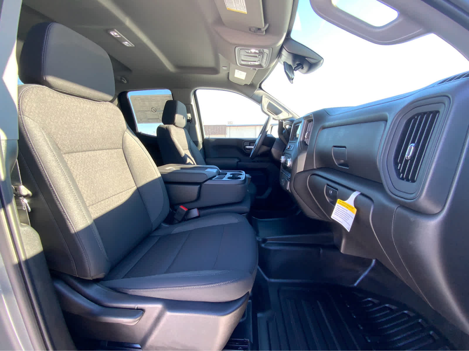 Thumbnail: 2025 GMC Sierra 1500 - 18