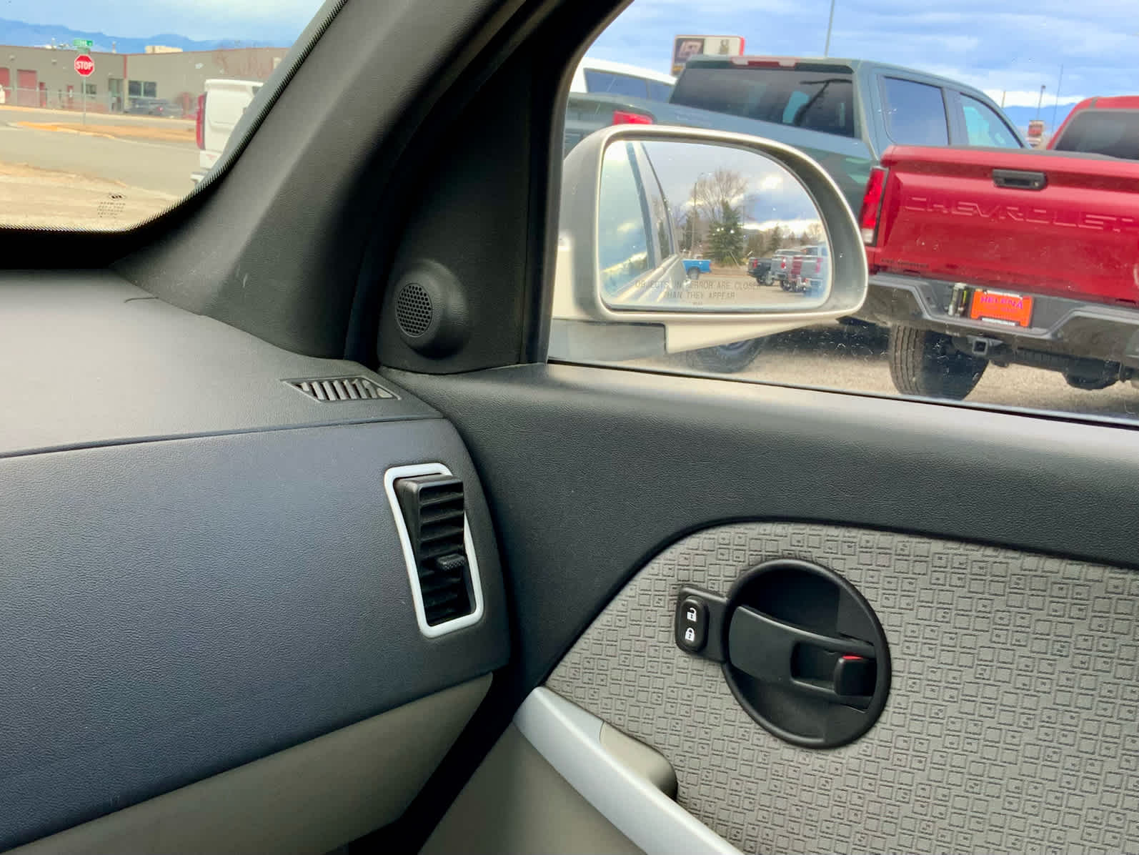 Thumbnail: 2008 Chevrolet Equinox - 36