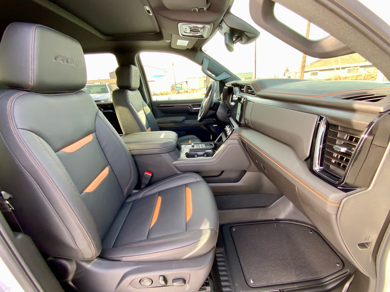 Thumbnail: 2026 GMC Sierra 3500 - 31