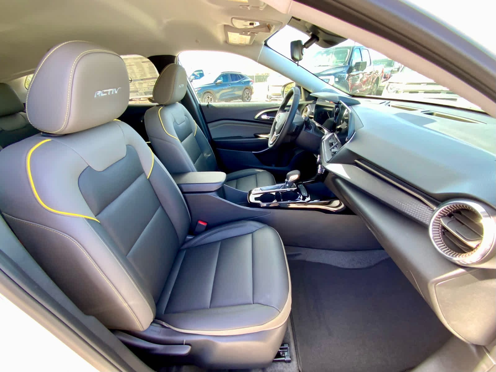 Thumbnail: 2026 Chevrolet Trax - 20