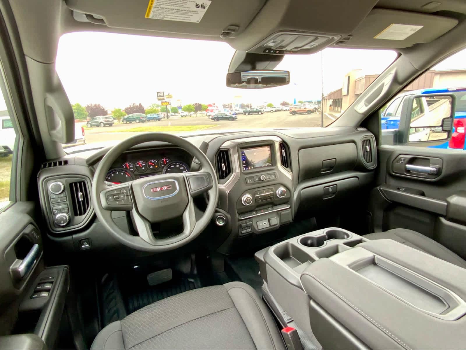 Thumbnail: 2025 GMC Sierra 3500 - 38