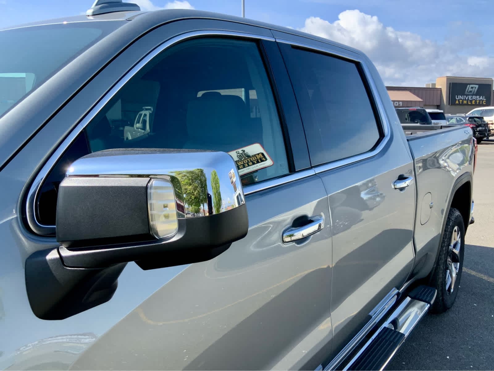 2025 GMC Sierra 1500 SLT 15