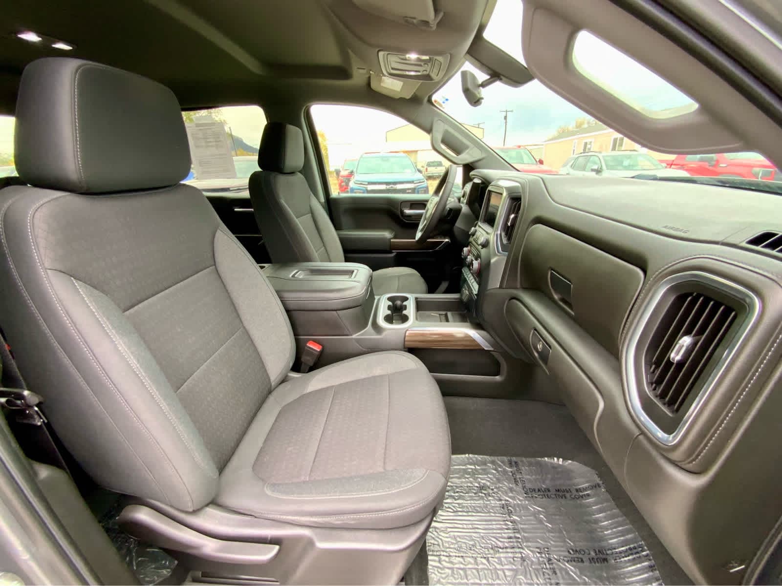 Thumbnail: 2022 Chevrolet Silverado 1500 - 26