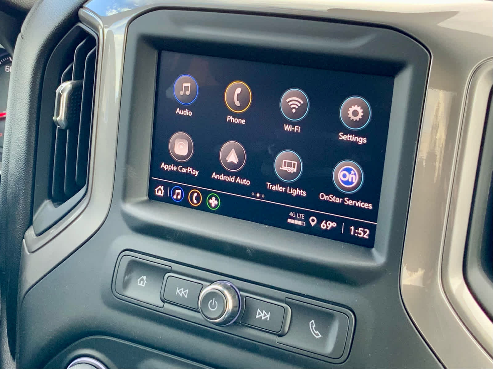 Thumbnail: 2026 Chevrolet Silverado 2500 - 47