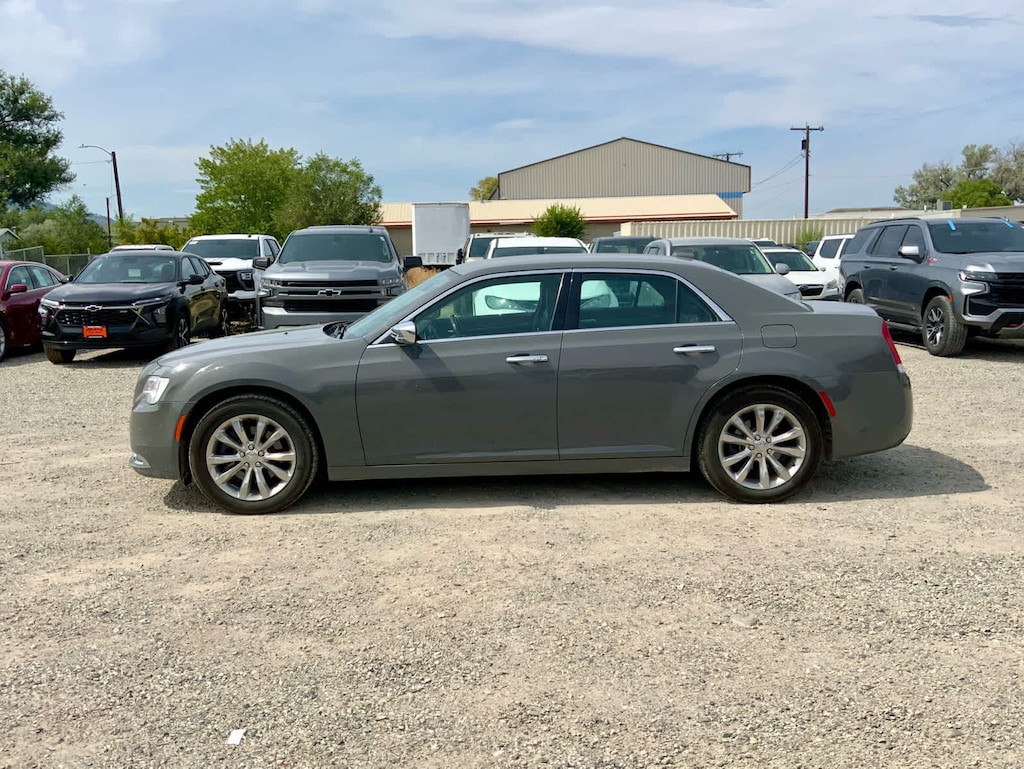 Used 2018 Chrysler 300 Limited Sedan