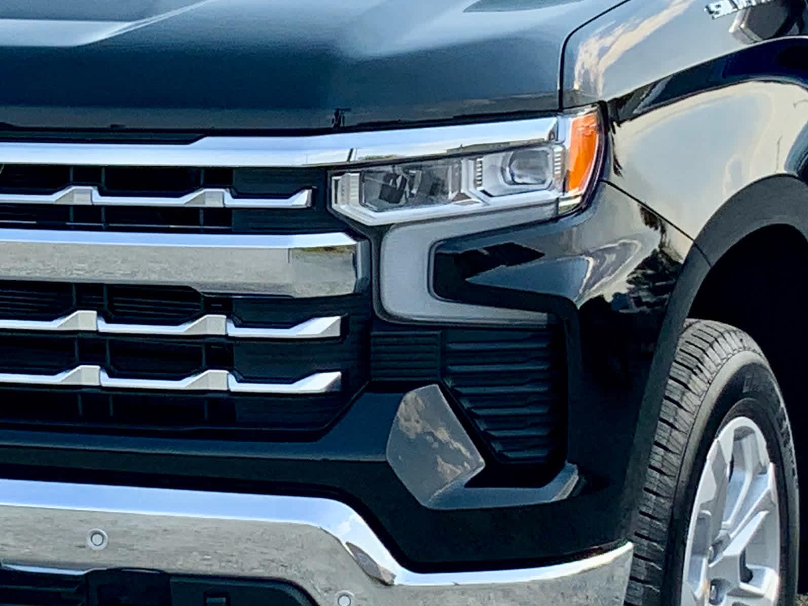 Thumbnail: 2026 Chevrolet Silverado 1500 - 17