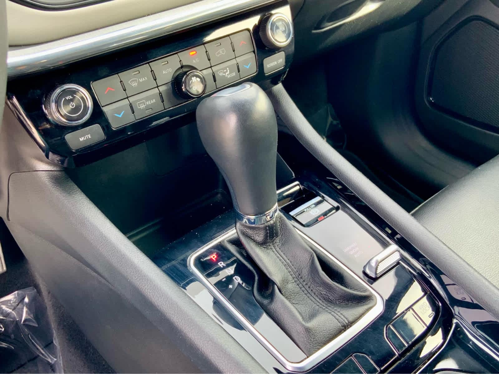 Thumbnail: 2023 Jeep Compass - 50