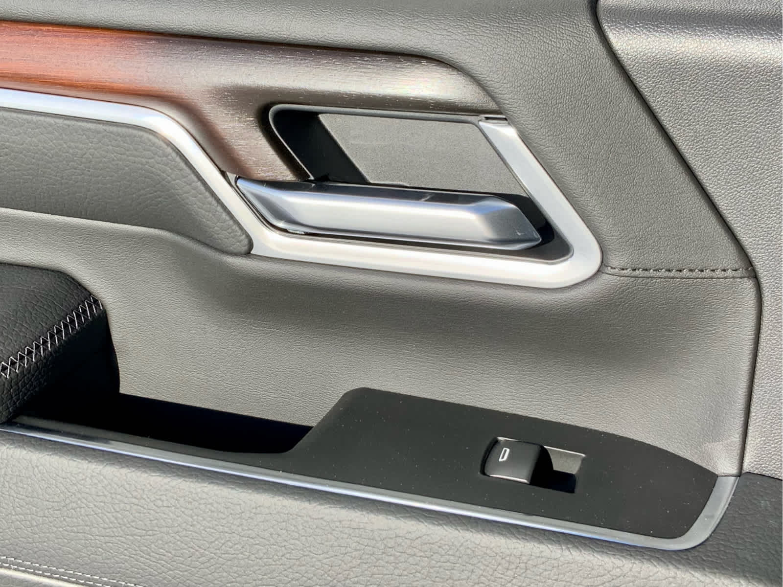 Thumbnail: 2026 GMC Sierra 2500 - 50