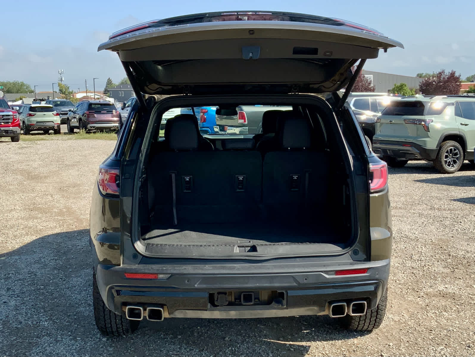 Thumbnail: 2024 GMC Acadia - 17