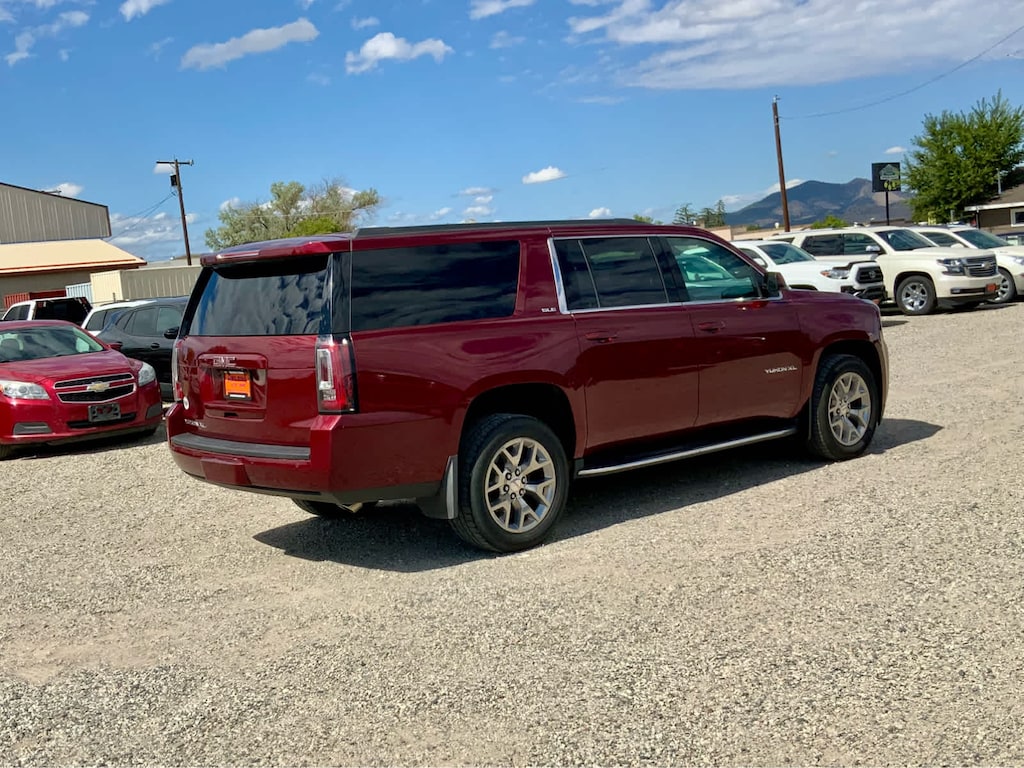 Used 2019 GMC Yukon XL SLE SUV