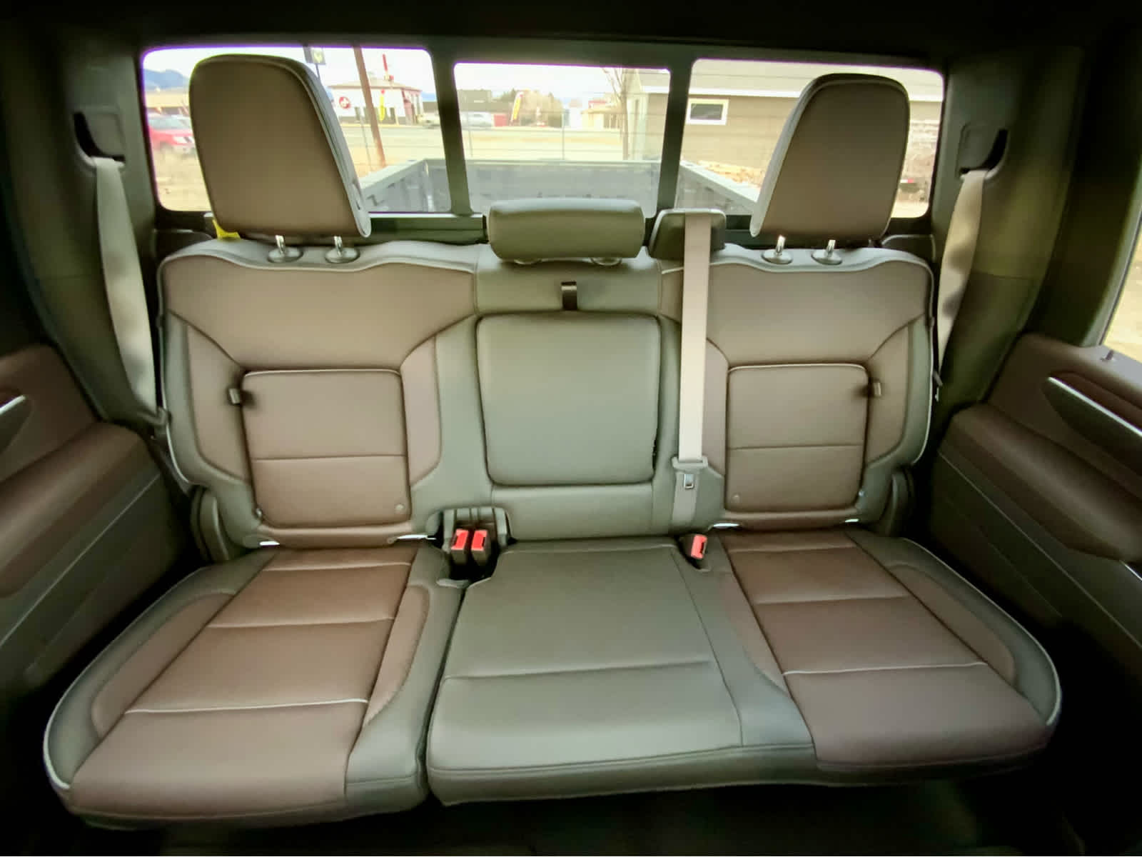 Thumbnail: 2026 GMC Sierra 3500 - 33