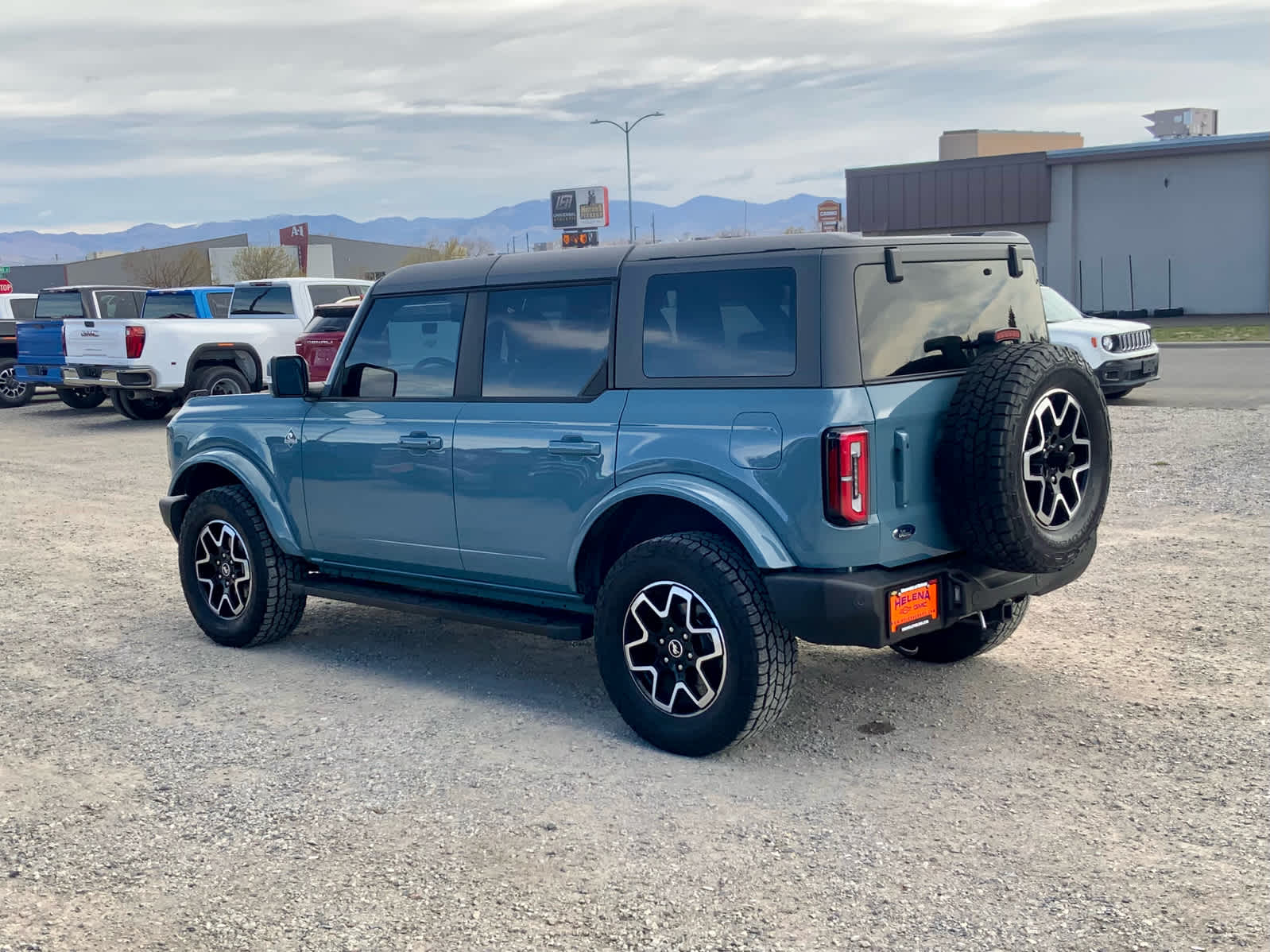 Thumbnail: 2023 Ford Bronco - 3