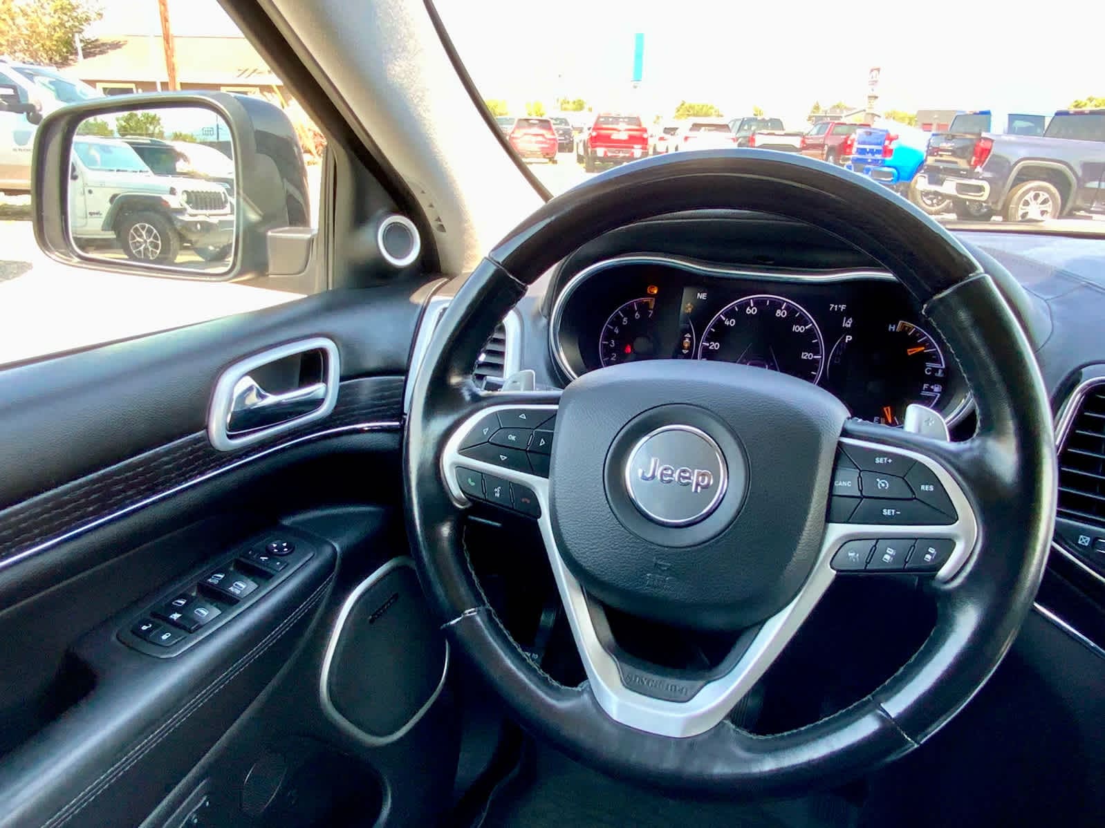 Thumbnail: 2021 Jeep Grand Cherokee - 40