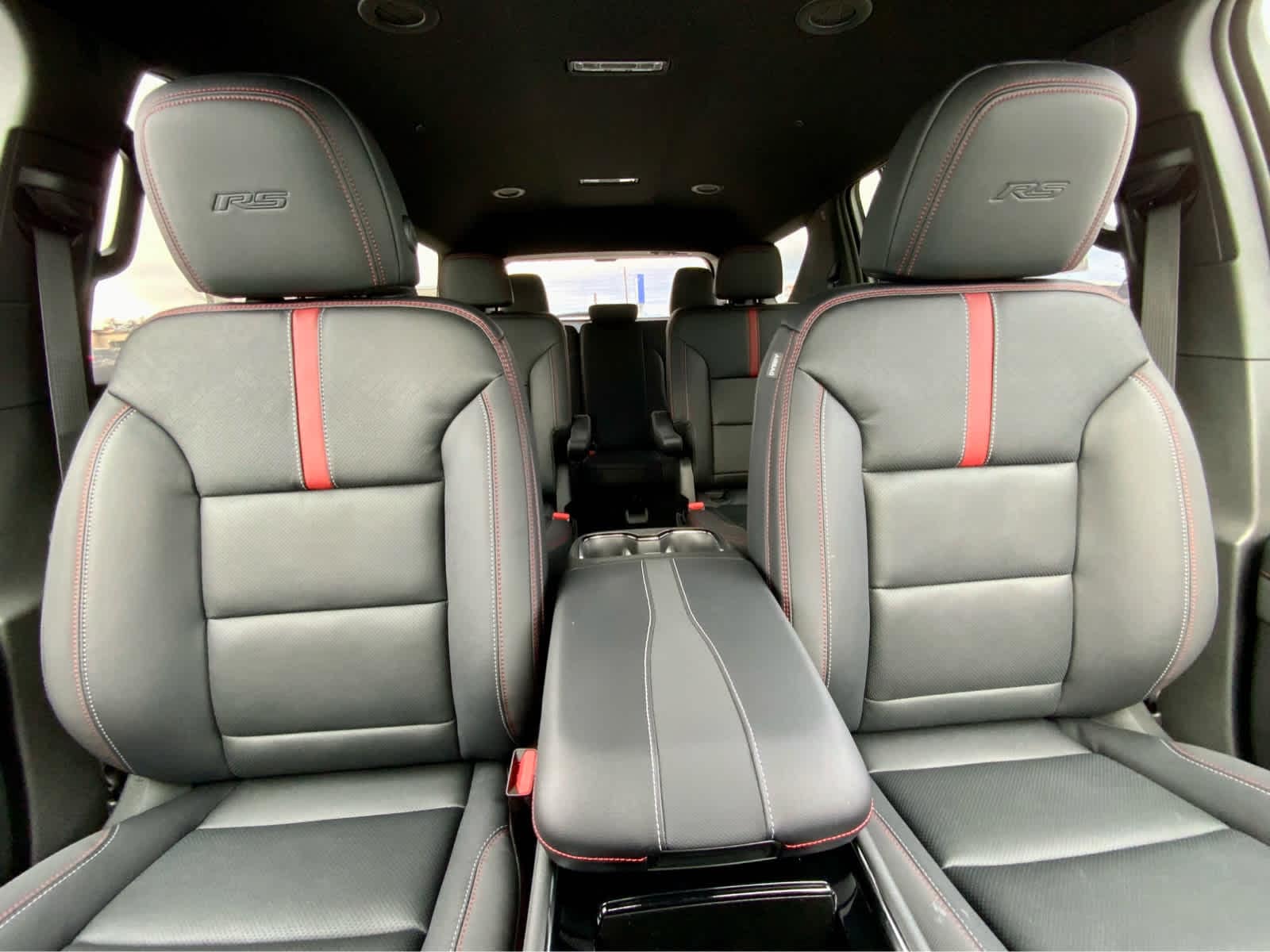 Thumbnail: 2026 Chevrolet Traverse - 32