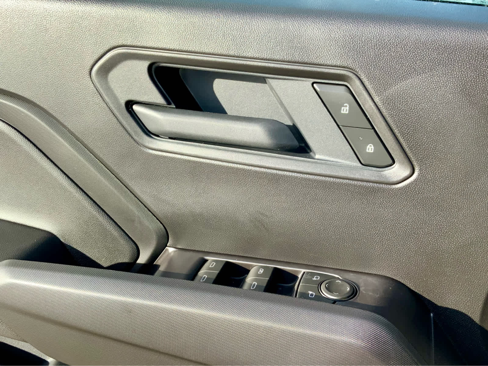 Thumbnail: 2026 Chevrolet Colorado - 50