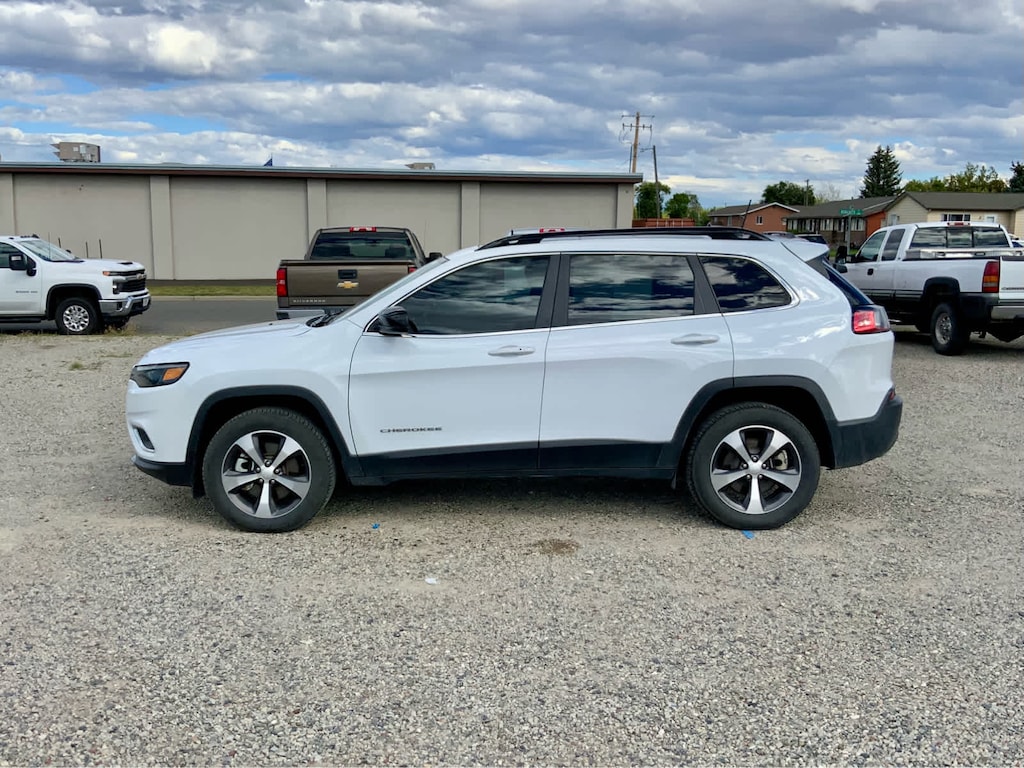 Used 2022 Jeep Cherokee Limited SUV