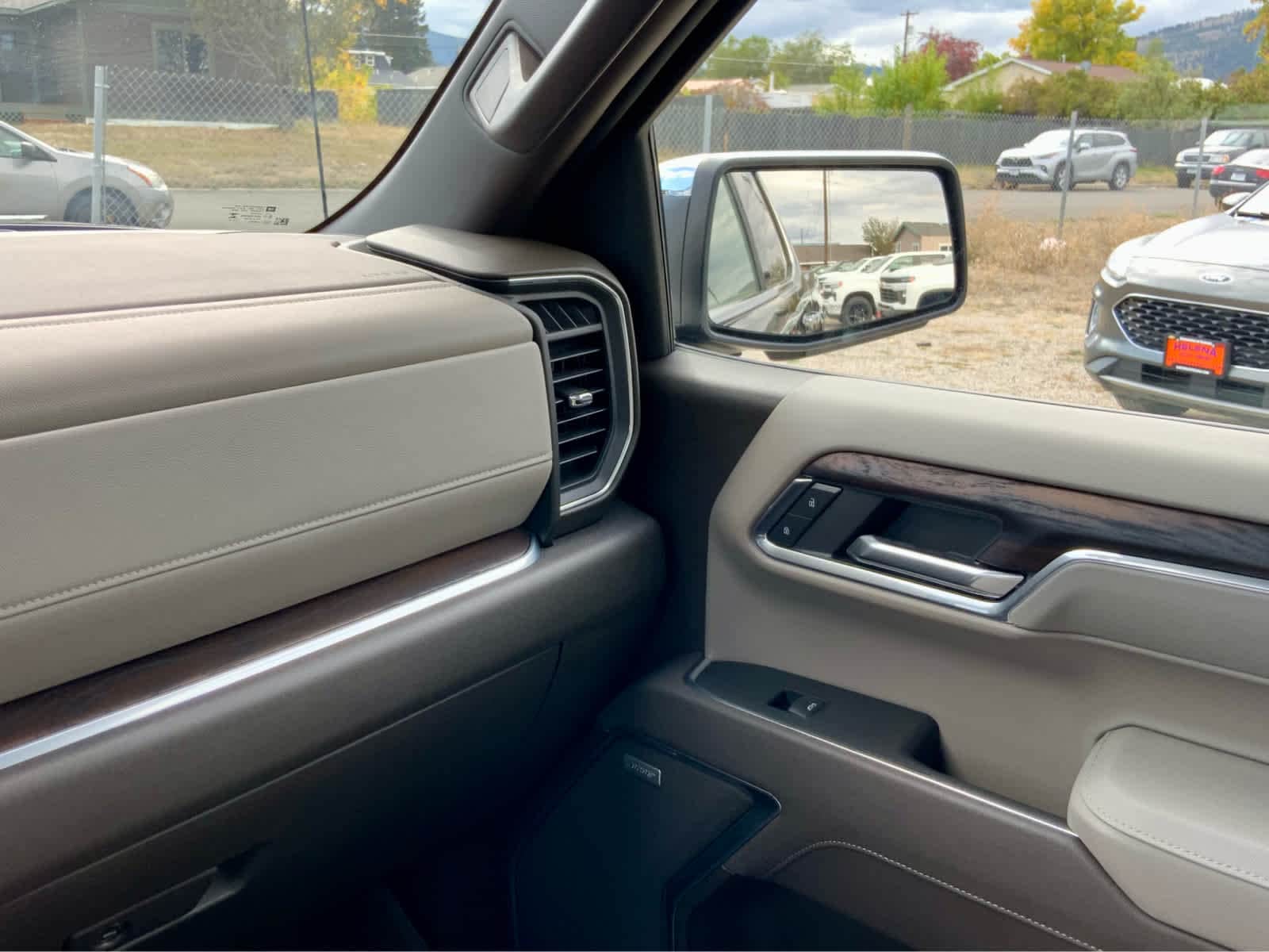 Thumbnail: 2025 GMC Sierra 1500 - 44