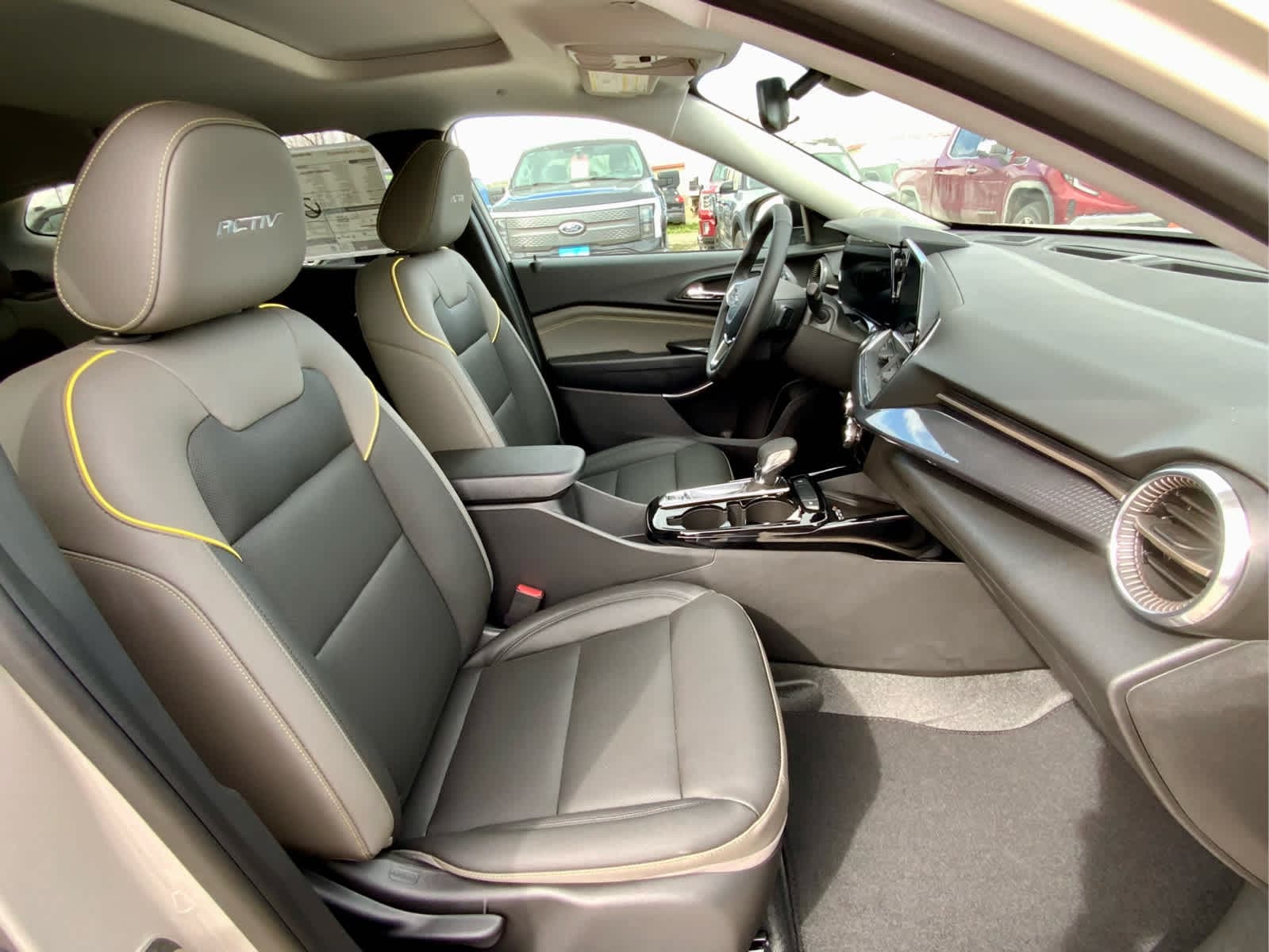 Thumbnail: 2026 Chevrolet Trax - 23