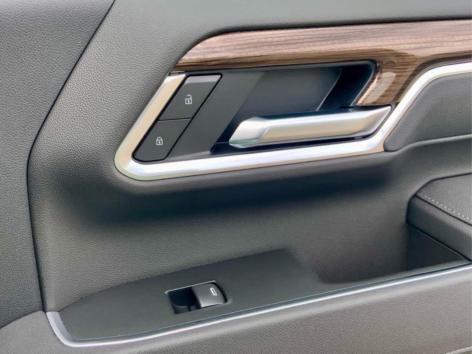 Thumbnail: 2026 Chevrolet Silverado 2500 - 41