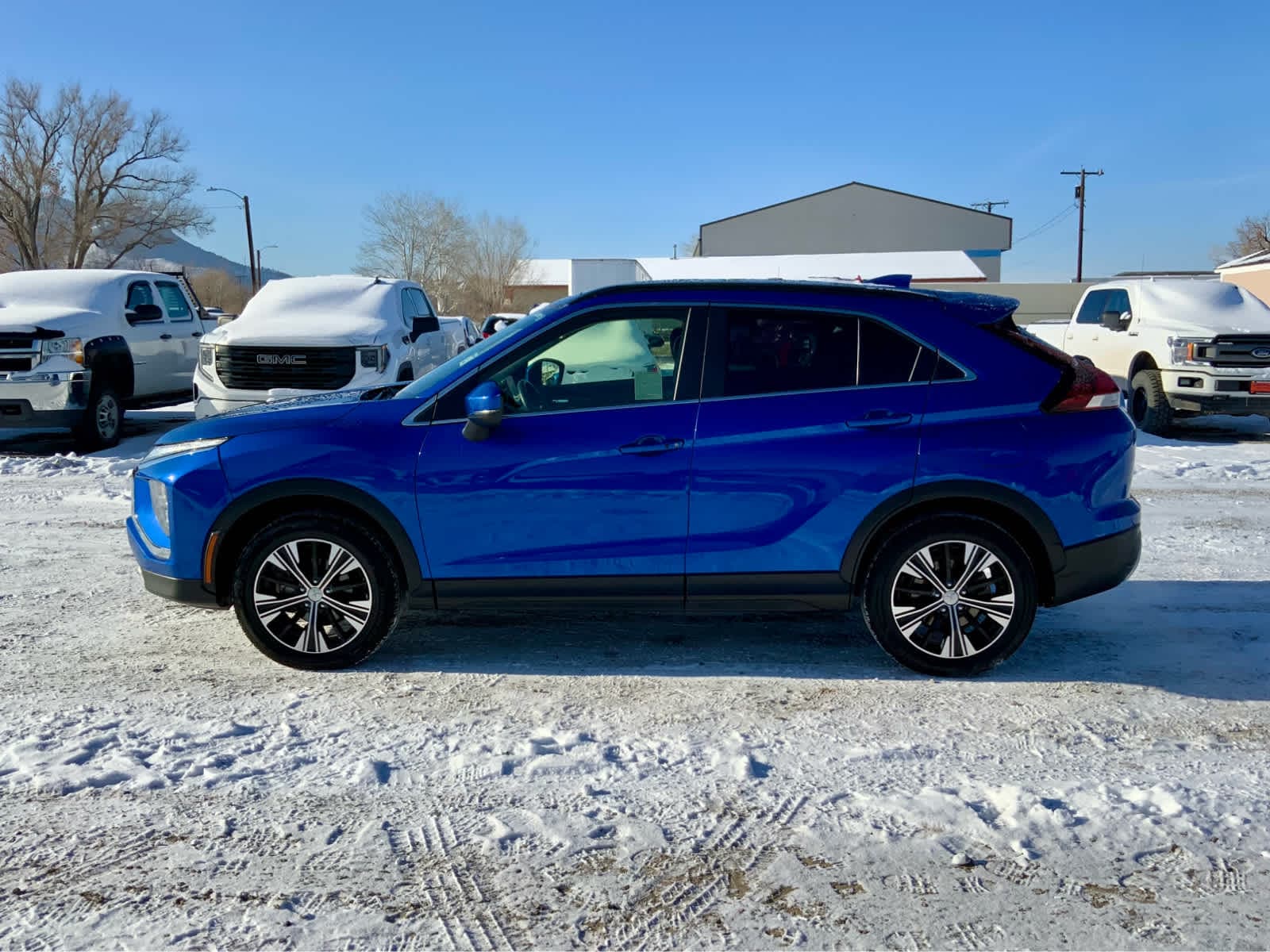 Thumbnail: 2022 Mitsubishi Eclipse Cross - 2