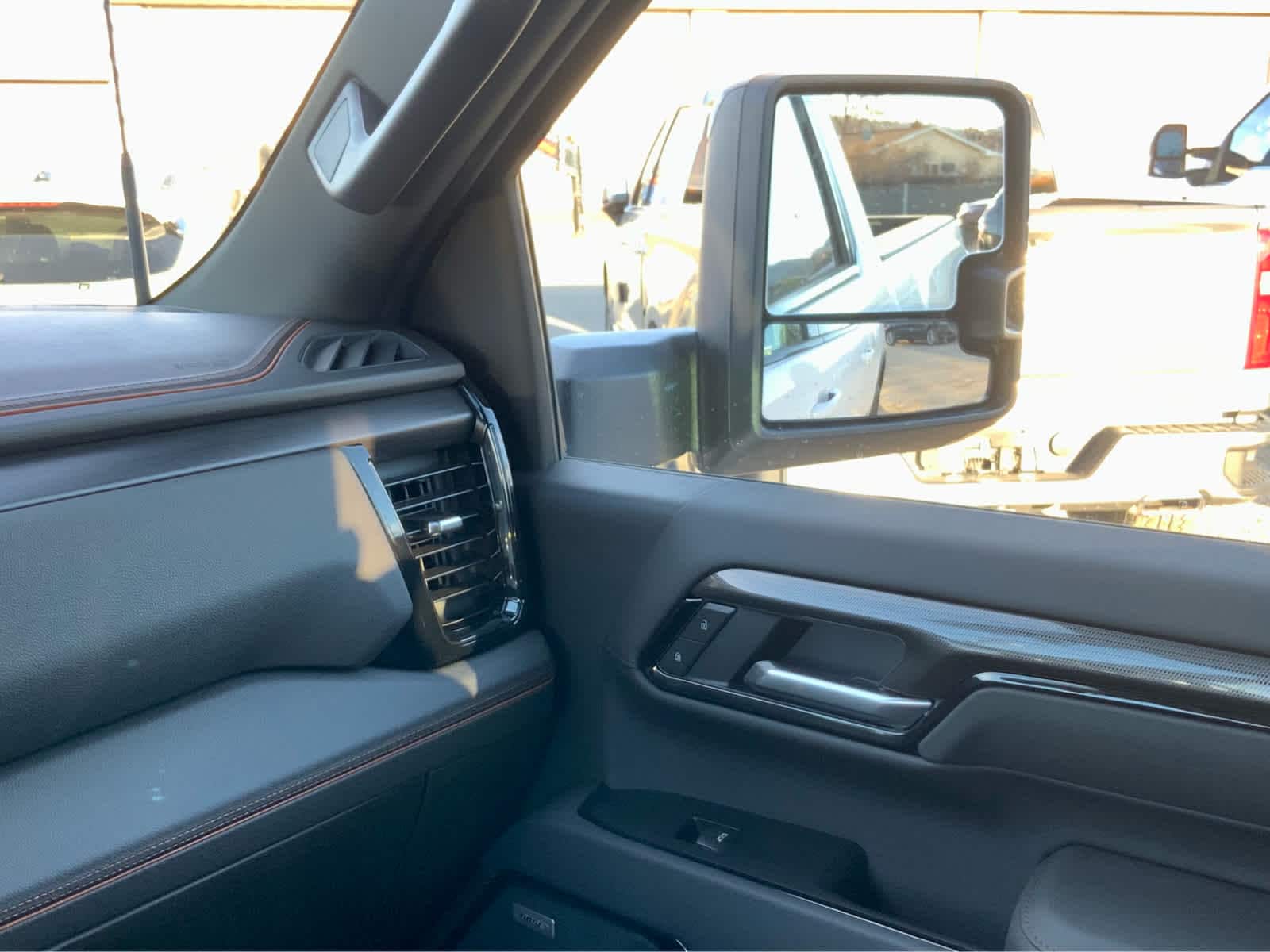 Thumbnail: 2026 GMC Sierra 2500 - 39