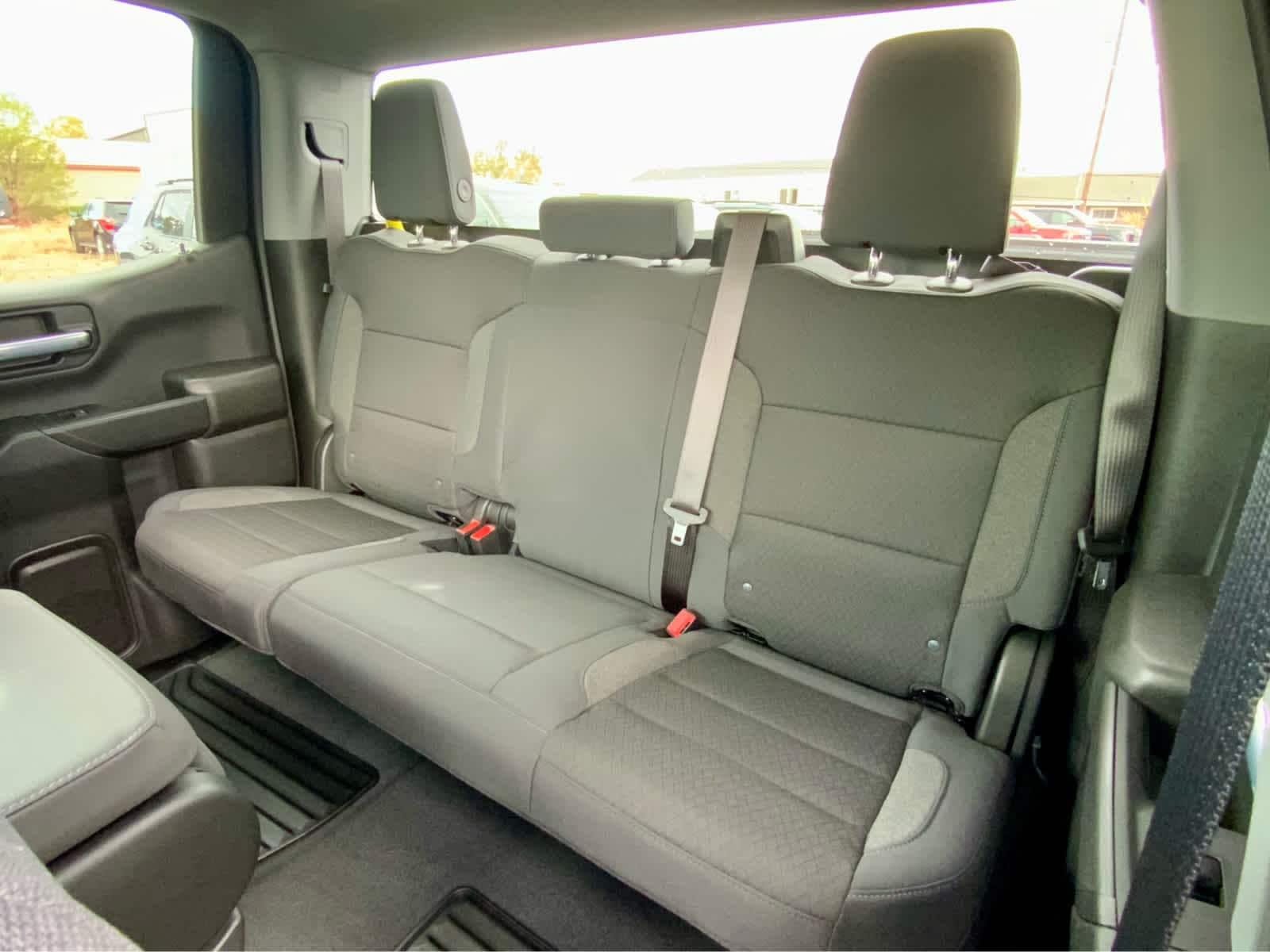 Thumbnail: 2026 Chevrolet Silverado 1500 - 32