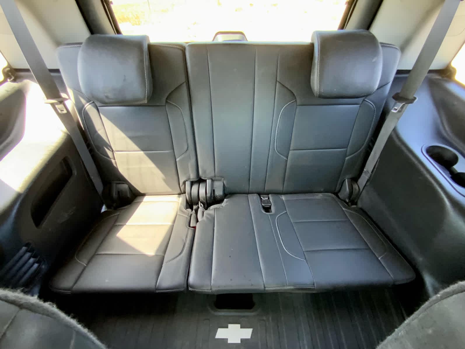 Thumbnail: 2016 Chevrolet Tahoe - 32