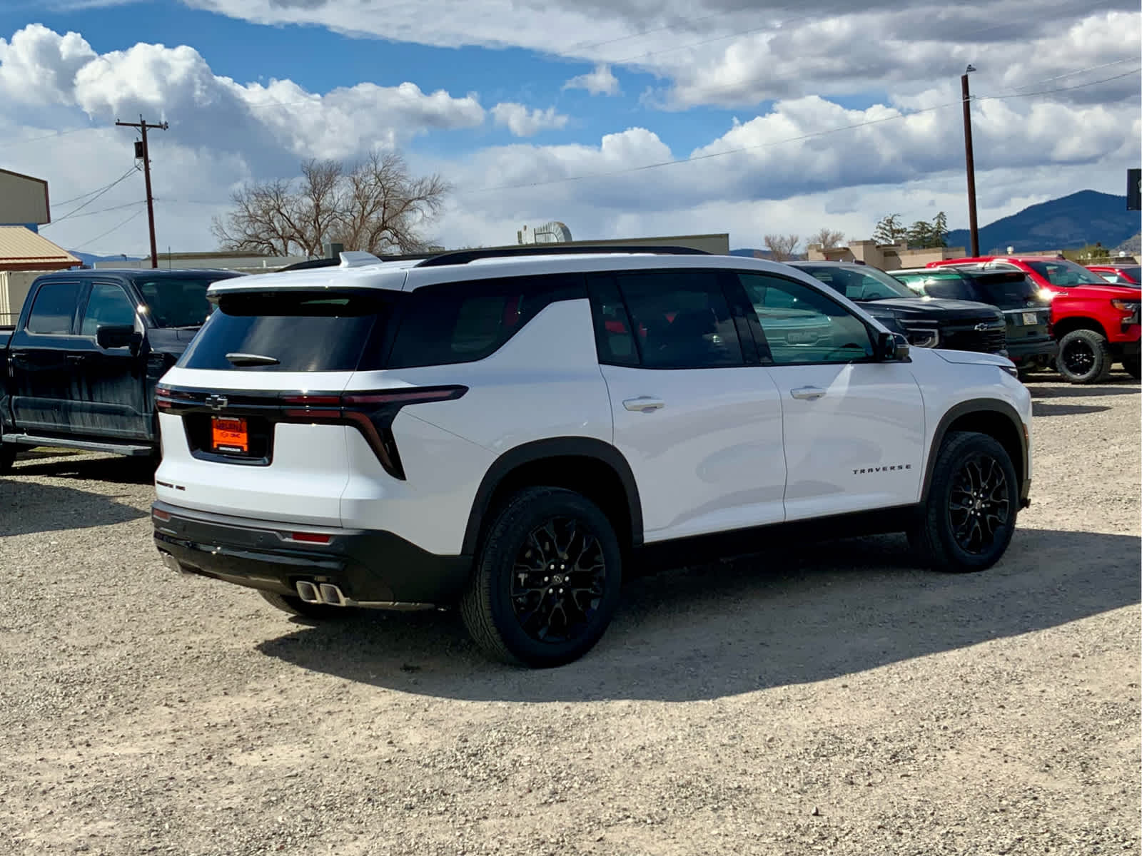 Thumbnail: 2026 Chevrolet Traverse - 5