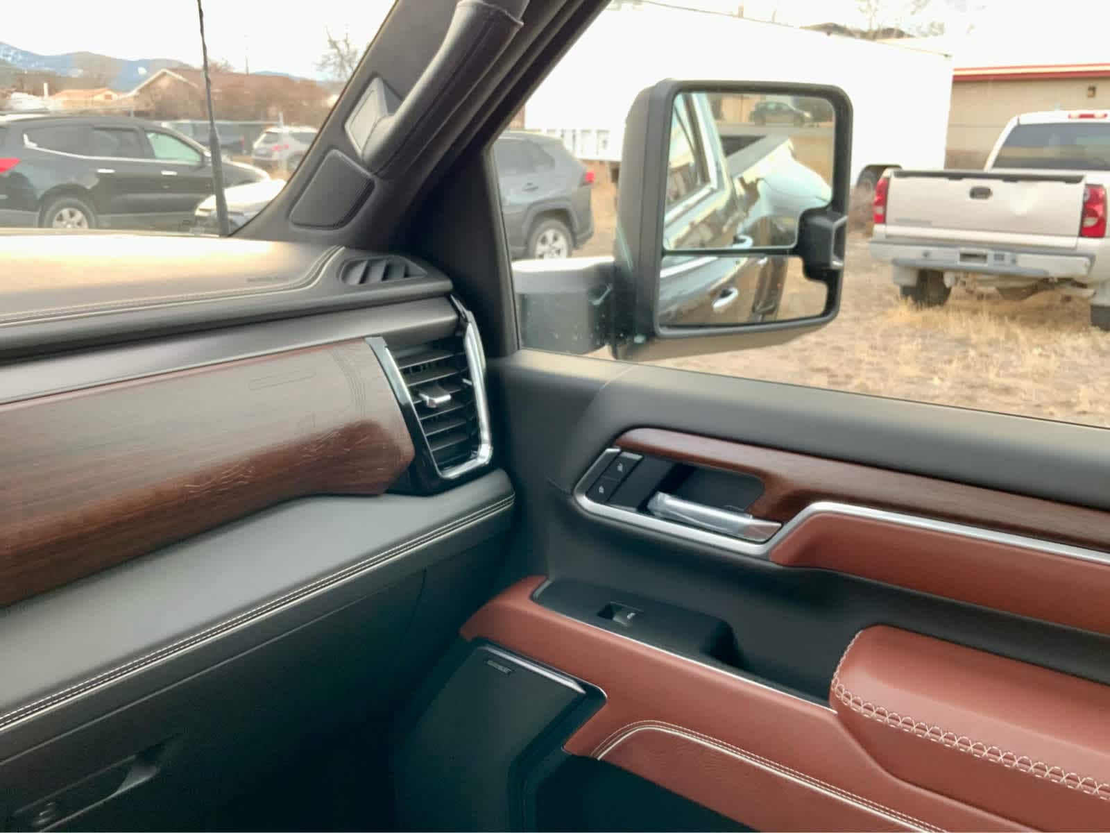 Thumbnail: 2026 GMC Sierra 3500 - 42