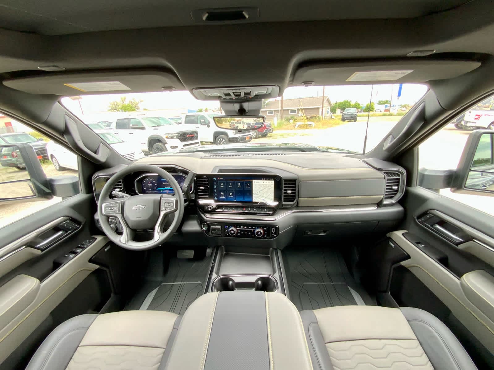 Thumbnail: 2026 Chevrolet Silverado 2500 - 31