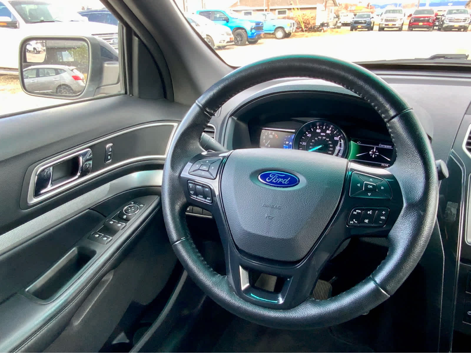 Thumbnail: 2017 Ford Explorer - 39