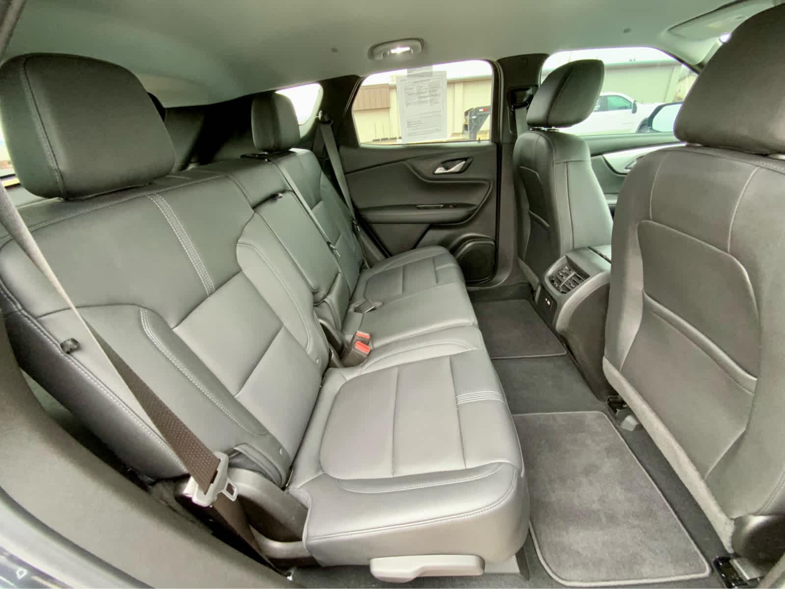 Thumbnail: 2022 Chevrolet Blazer - 27