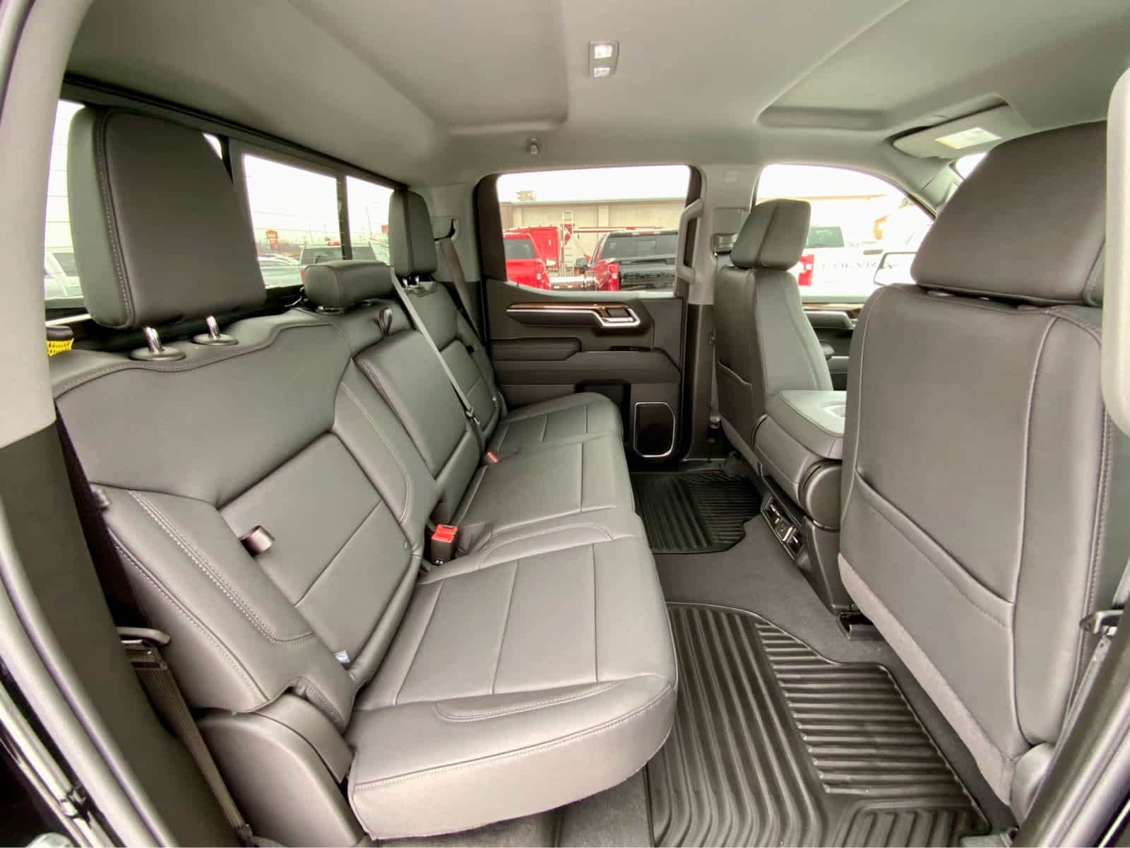 Thumbnail: 2026 Chevrolet Silverado 1500 - 27