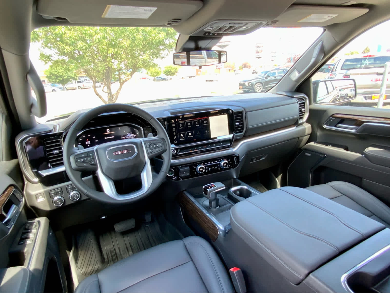 Thumbnail: 2025 GMC Sierra 1500 - 37