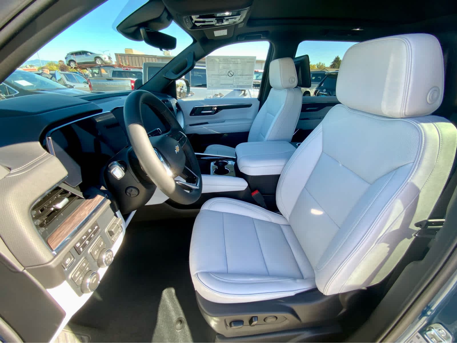 Thumbnail: 2026 Chevrolet Tahoe - 27