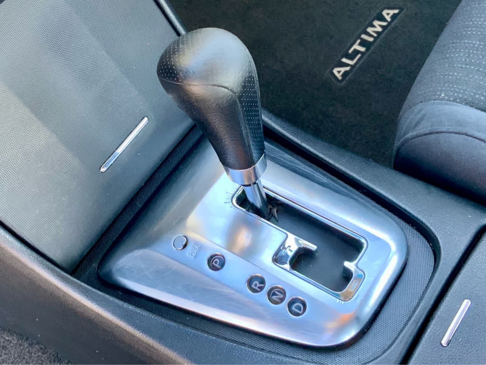 Thumbnail: 2012 Nissan Altima - 40