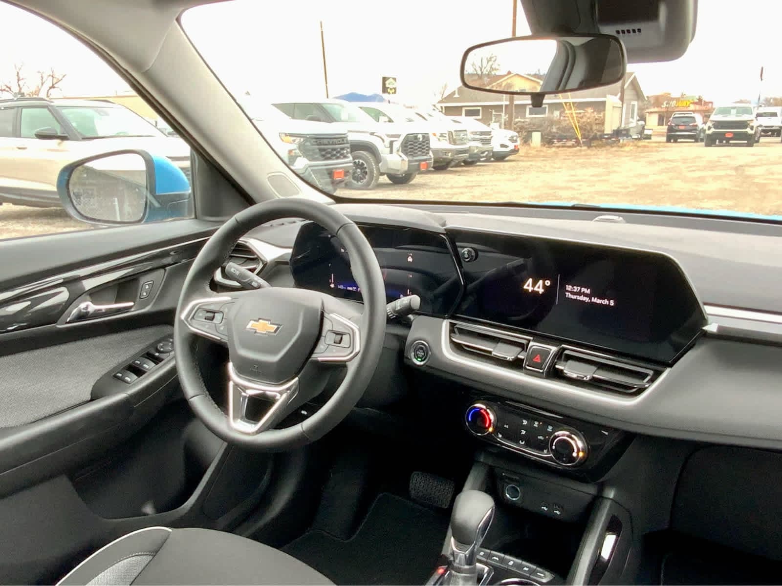 Thumbnail: 2026 Chevrolet TrailBlazer - 35