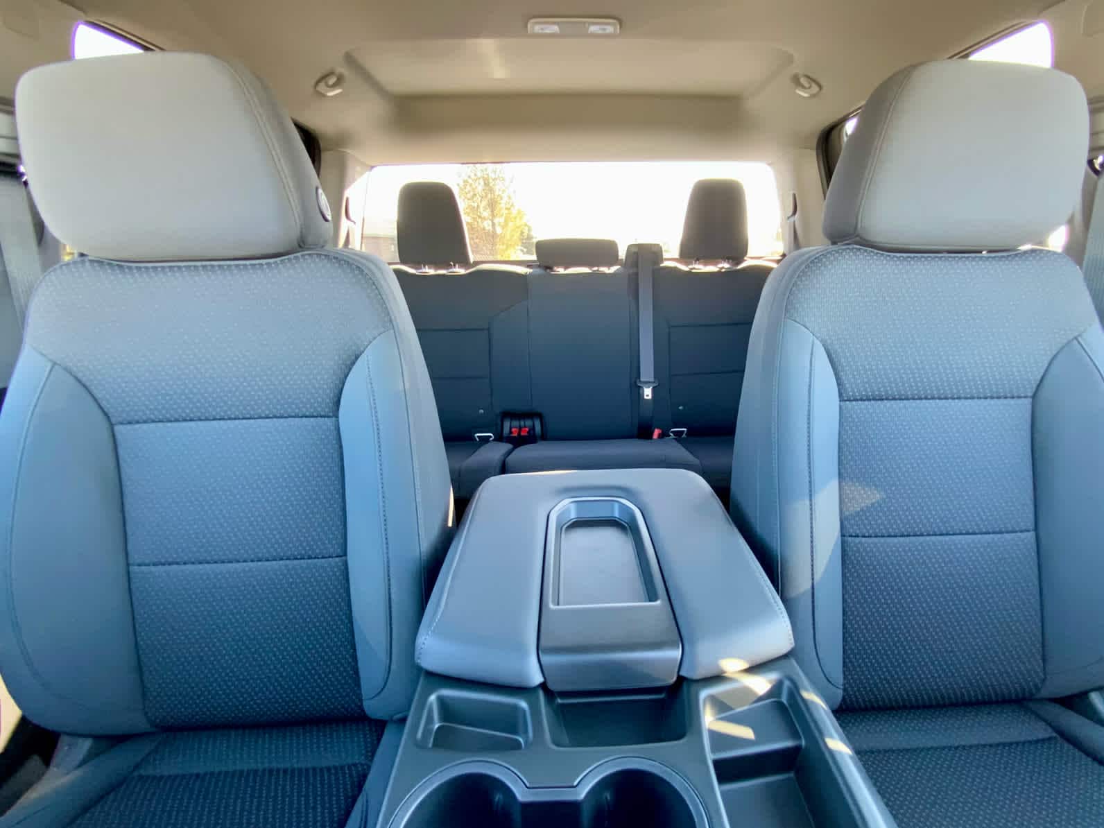 Thumbnail: 2026 Chevrolet Silverado 1500 - 31