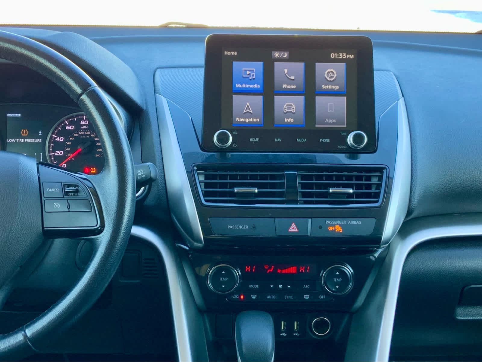 Thumbnail: 2022 Mitsubishi Eclipse Cross - 38